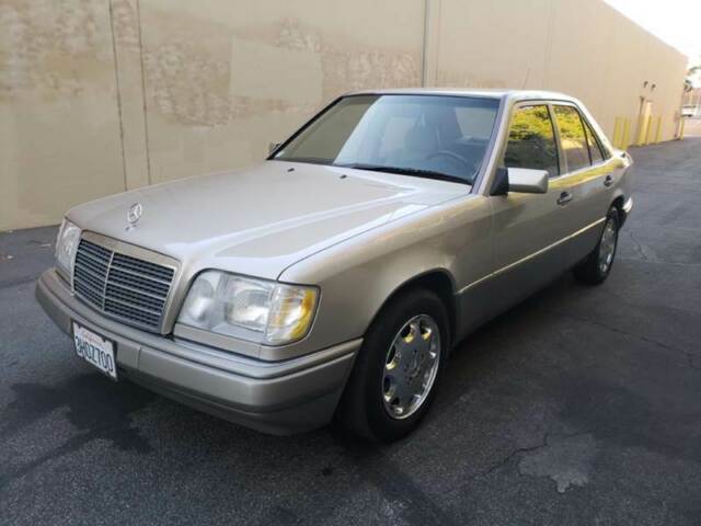 1994 Mercedes-Benz E-Class E