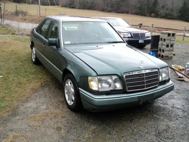 1994 Mercedes-Benz E-Class --