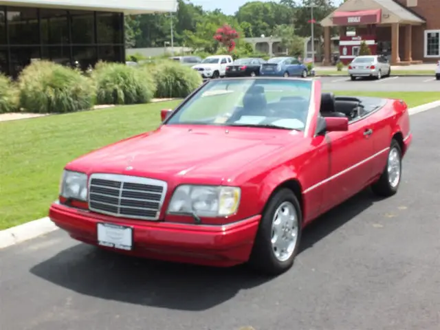 1994 Mercedes-Benz E320