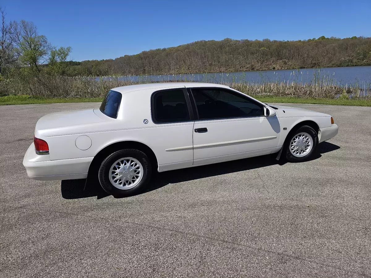 1994 Mercury Cougar XR7