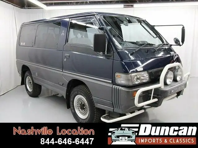 1994 Mitsubishi Delica GLX