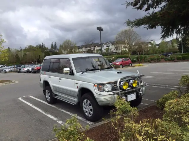 1994 Mitsubishi Montero