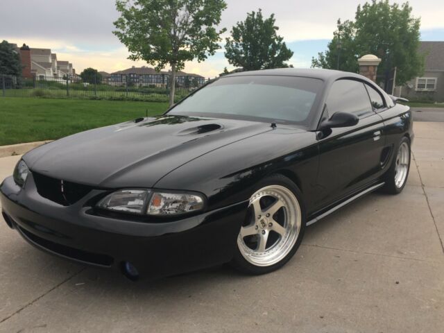 1994 Ford Mustang SVT