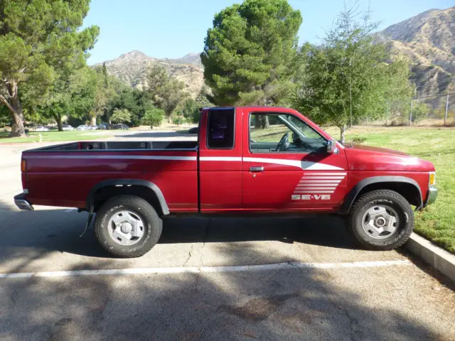 1994 Nissan Other Pickups SE