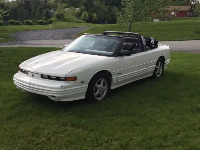 1994 Oldsmobile Cutlass Cutlass Supreme Convertible