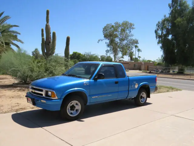 1994 Chevrolet S-10 LS