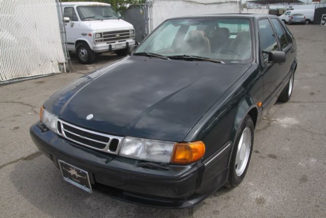 1994 Saab 9000 CSE Hatchback 4-Door