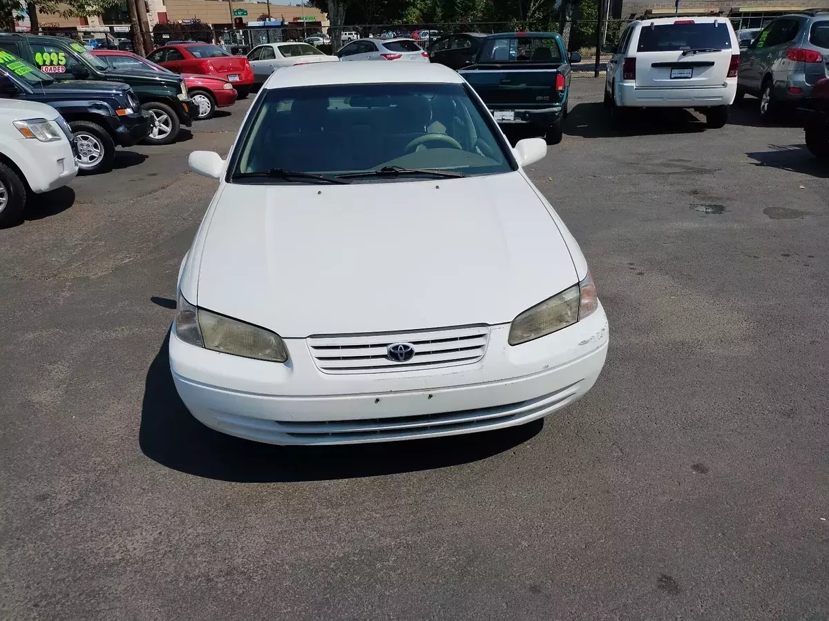 1994 Toyota Camry LE