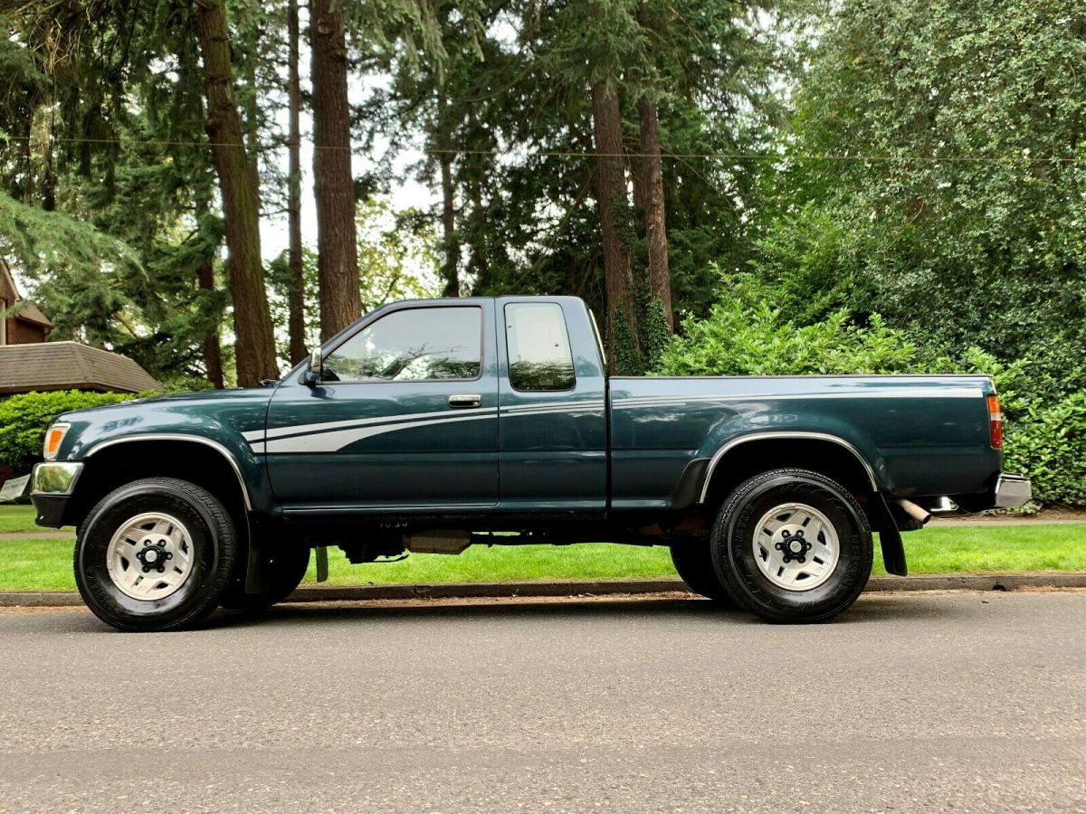 1994 Toyota Tacoma SR5