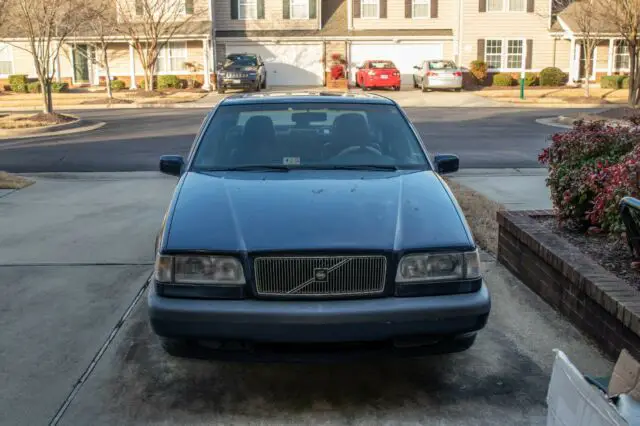 1994 Volvo 850 Base 4-door sedan