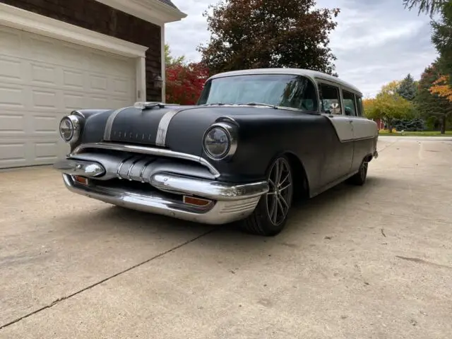 1955 Pontiac Chieftain Wagon