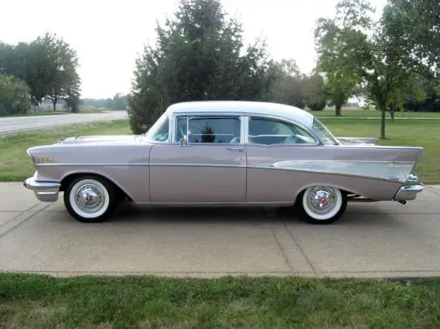 1957 Chevrolet Bel Air/150/210 2 DOOR SEDAN