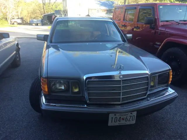 1983 Mercedes-Benz 300-Series