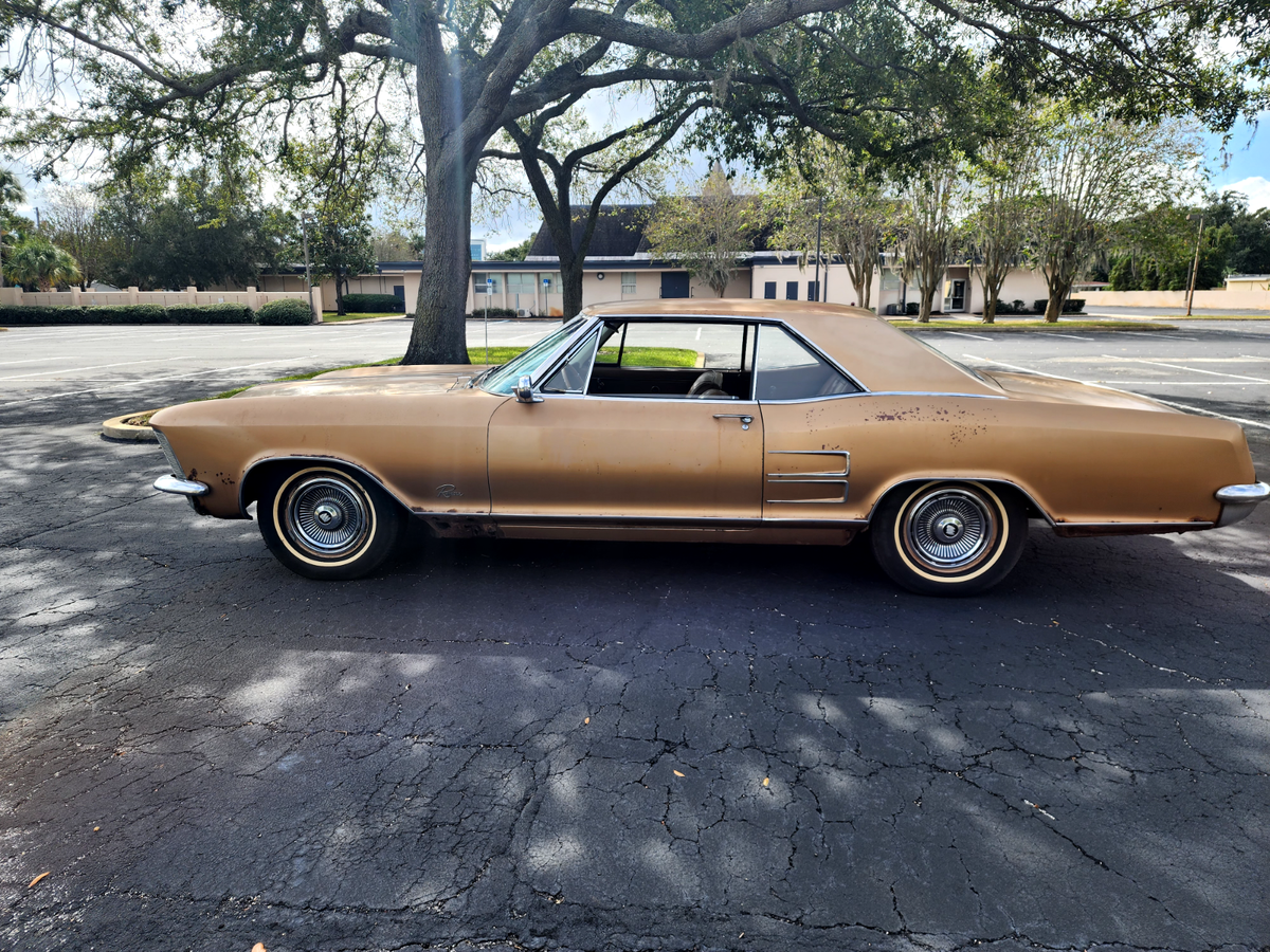 1963 Buick Riviera