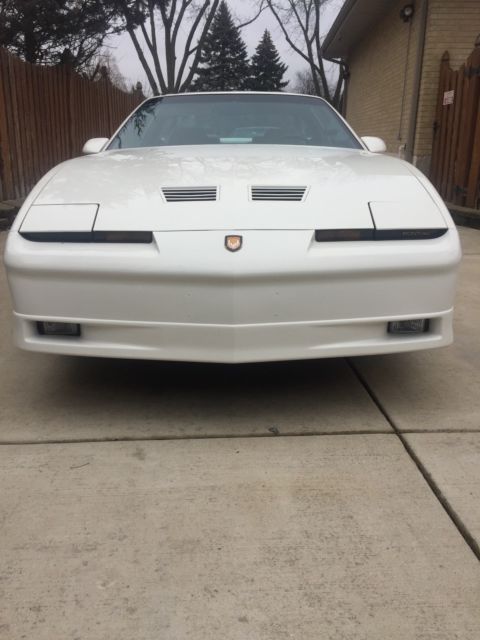 1989 Pontiac Trans Am Turbo Pace Car Edition