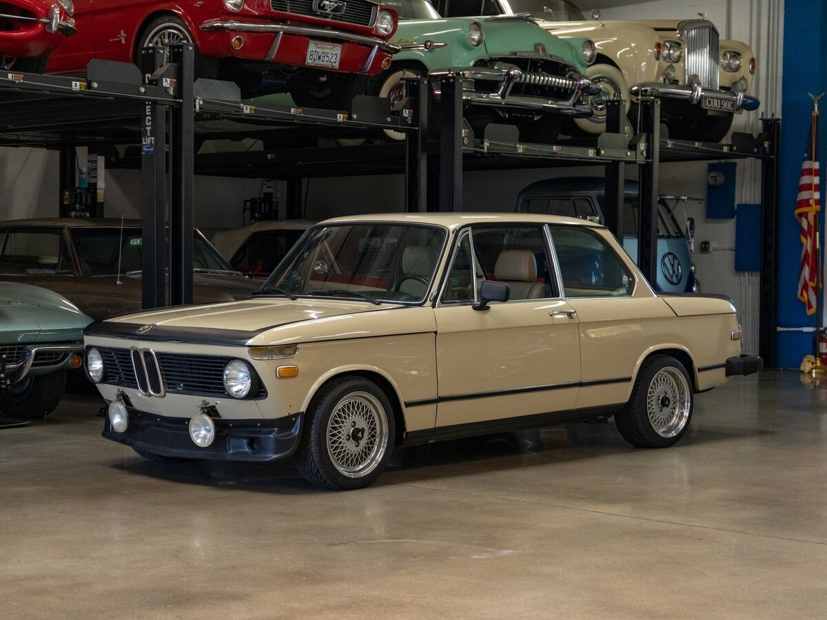 1974 BMW 2002 4 spd manual 2 Door Sedan