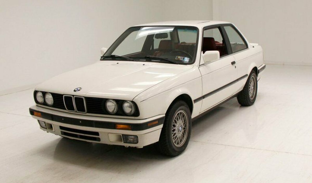 1990 BMW 325 is