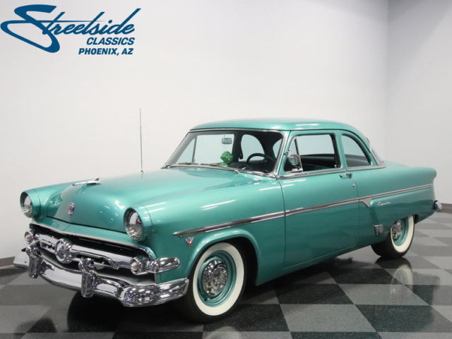 1954 Ford Fairlane