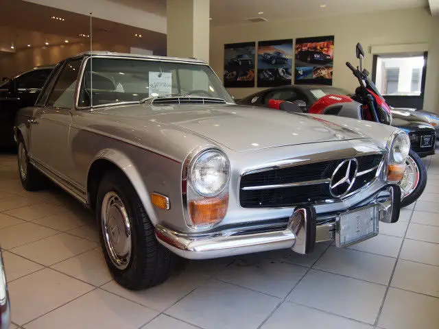 1971 Mercedes-Benz 200-Series 280 SL