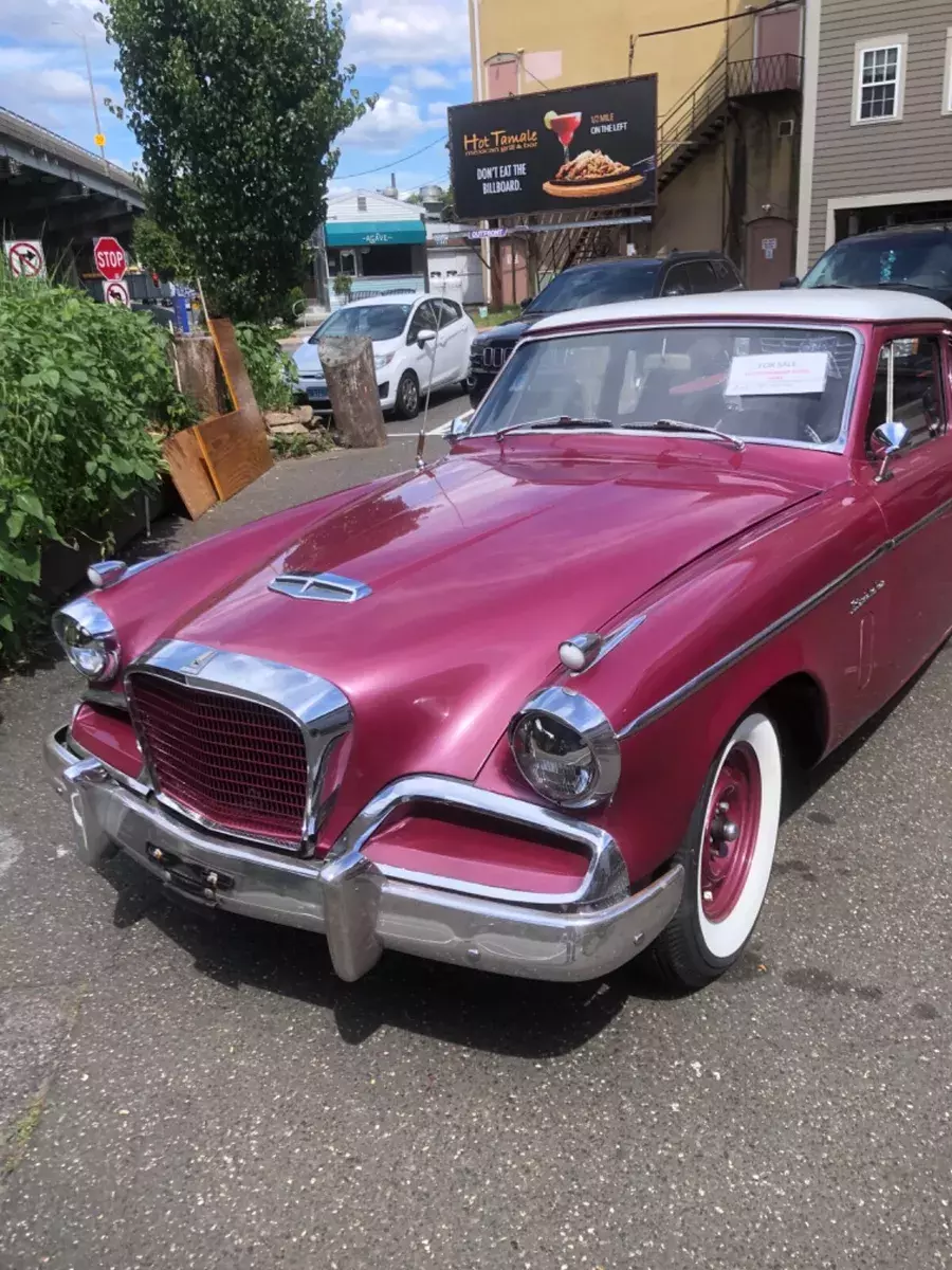 1957 Studebaker Silver Hawk