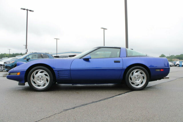 1994 Chevrolet Corvette 2dr Coupe Hatchback