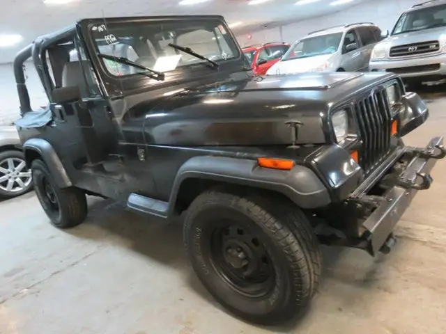 1992 Jeep Wrangler 4X4 / 4.0L V6