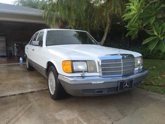 1987 Mercedes-Benz 300-Series