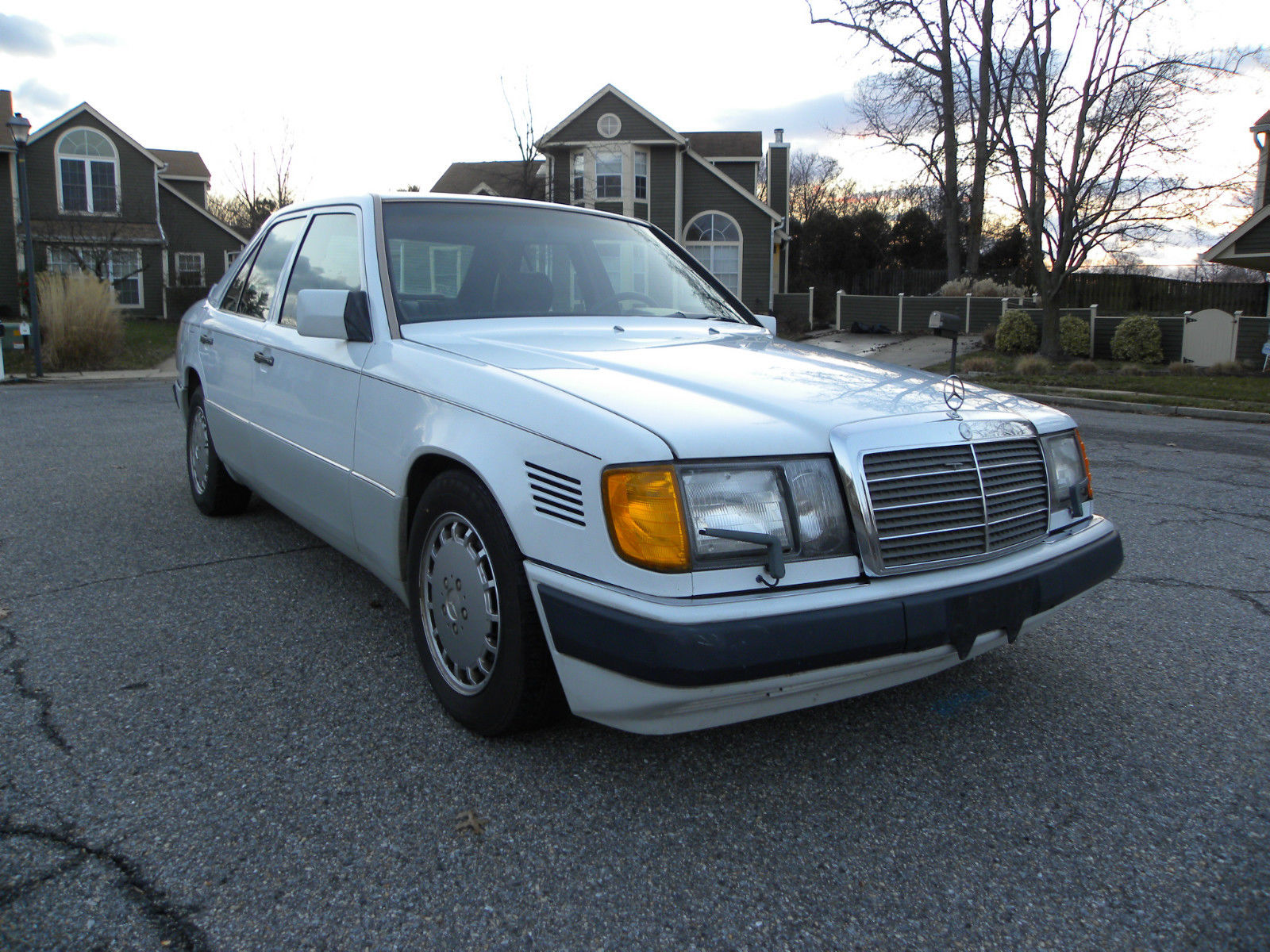 1983 Mercedes-Benz 300-Series Turbodiesel