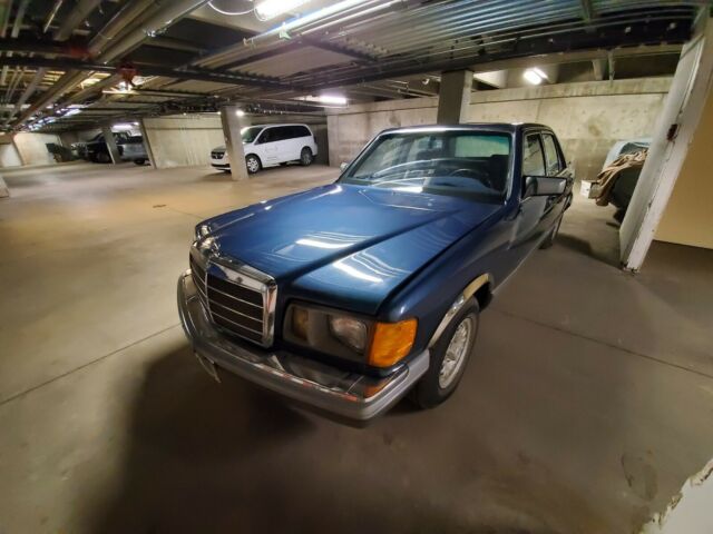 1981 Mercedes-Benz 300-Series