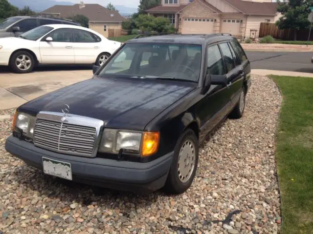 1987 Mercedes-Benz 300-Series TD Wagon