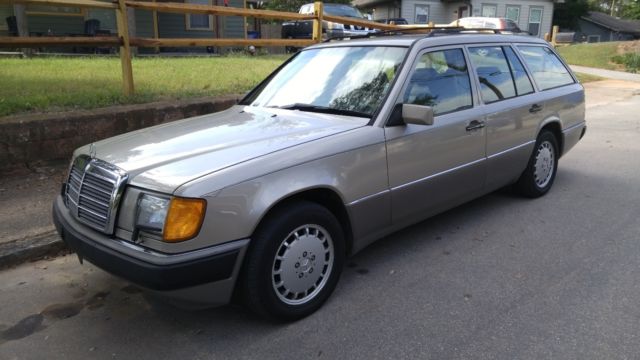 1989 Mercedes-Benz 300-Series