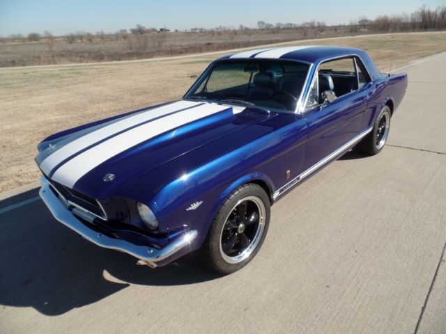1966 Ford Mustang STREET ROD COUPE STUNNING INSIDE and OUT !!