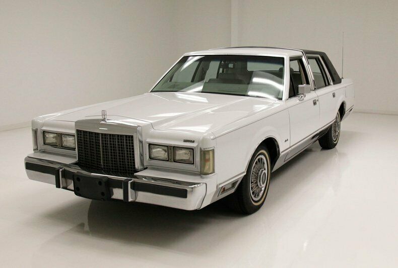 1985 Lincoln Town Car