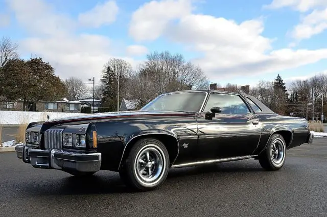 1977 Pontiac Grand Prix Base model