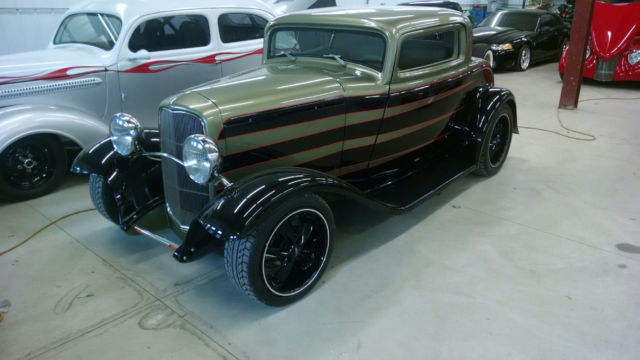 1932 Ford 3 Window Coupe