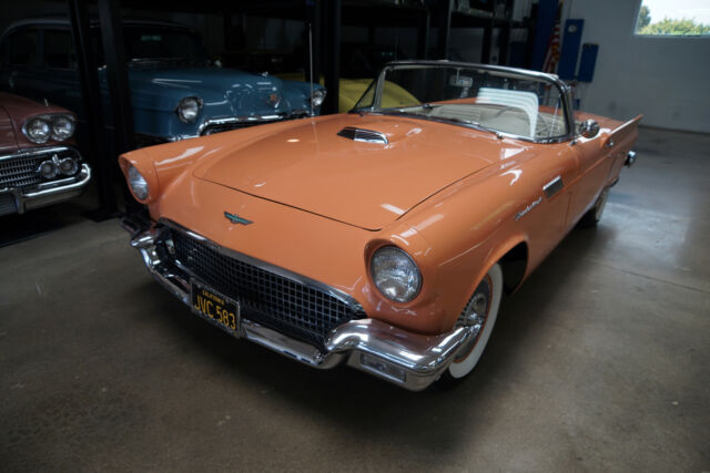 1957 Ford Thunderbird 312 V8 Convertible --