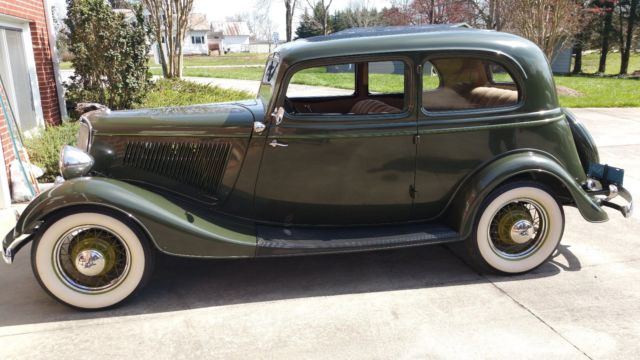 1934 Ford Deluxe DELUXE