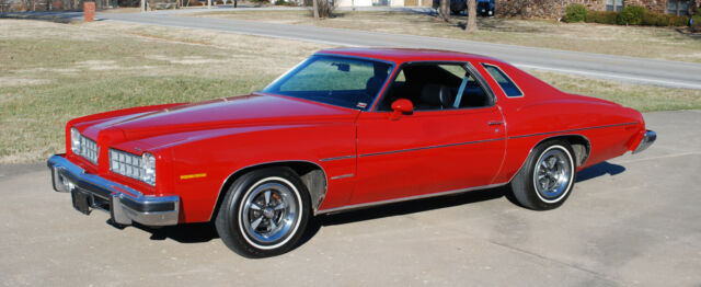 1975 Pontiac Le Mans Sport Coupe