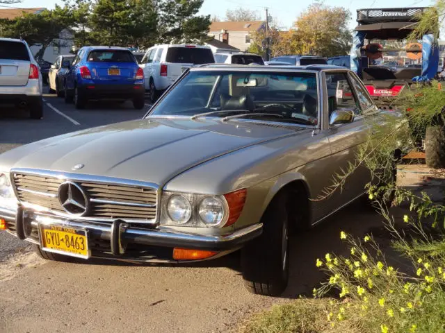 1973 Mercedes-Benz SL-Class soft and hard top convertible