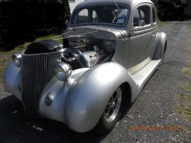 1936 Ford 5 window coupe