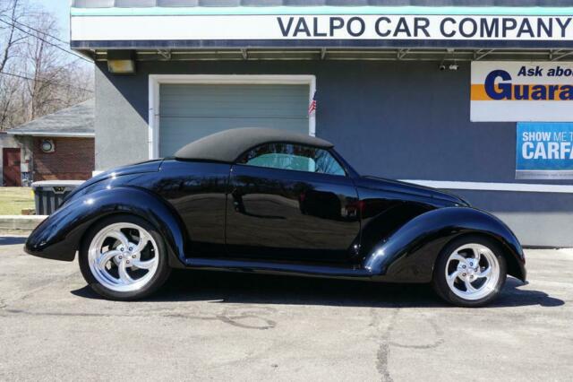 1939 Ford Cabriolet