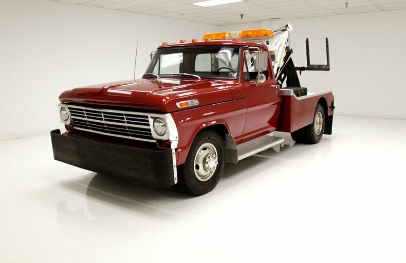 1969 Ford F350 Tow Truck