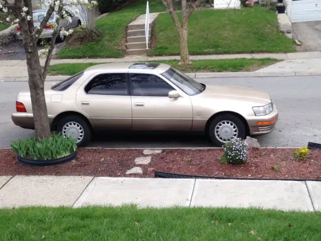 1992 Lexus LS