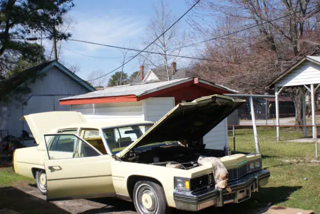 1977 Cadillac Fleetwood brougham