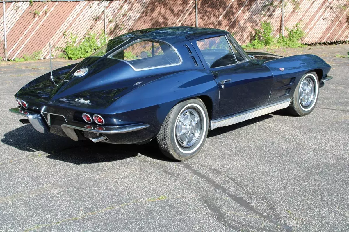 1963 Chevrolet Corvette Stingray