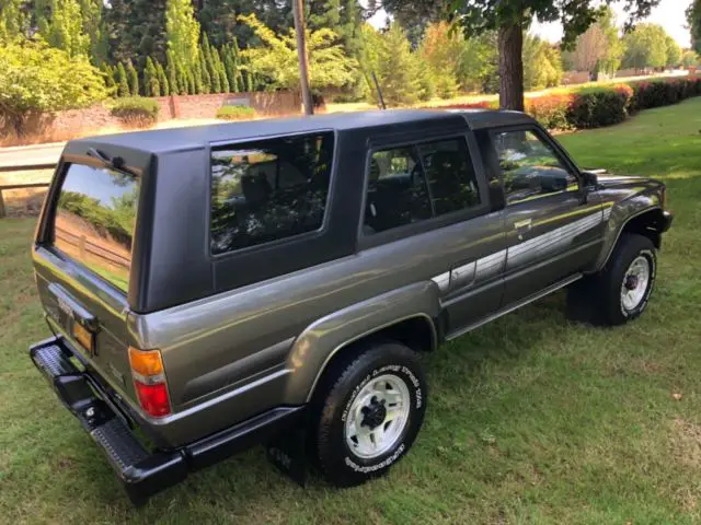 1986 Toyota 4Runner SR5 Turbo 4x4 22R Automatic No Rust 100% Stock