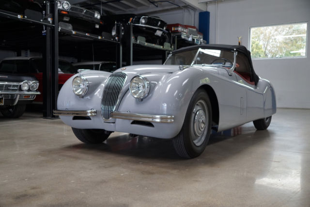 1952 Jaguar XK120 Roadster --