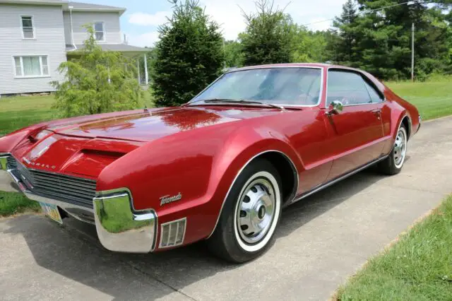 1966 Oldsmobile Toronado --