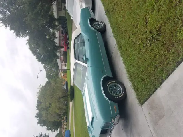 1971 Oldsmobile Cutlass 2 door convertible