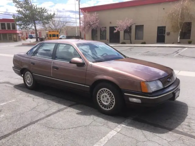 1988 Ford Taurus LX